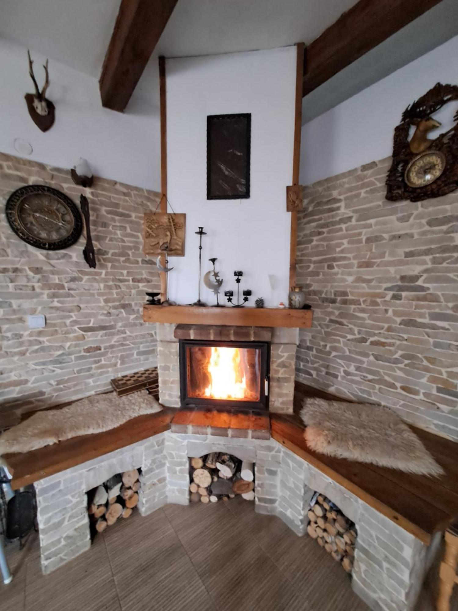 Casa Cristalul Muntilor Poiana Mărului Exterior foto